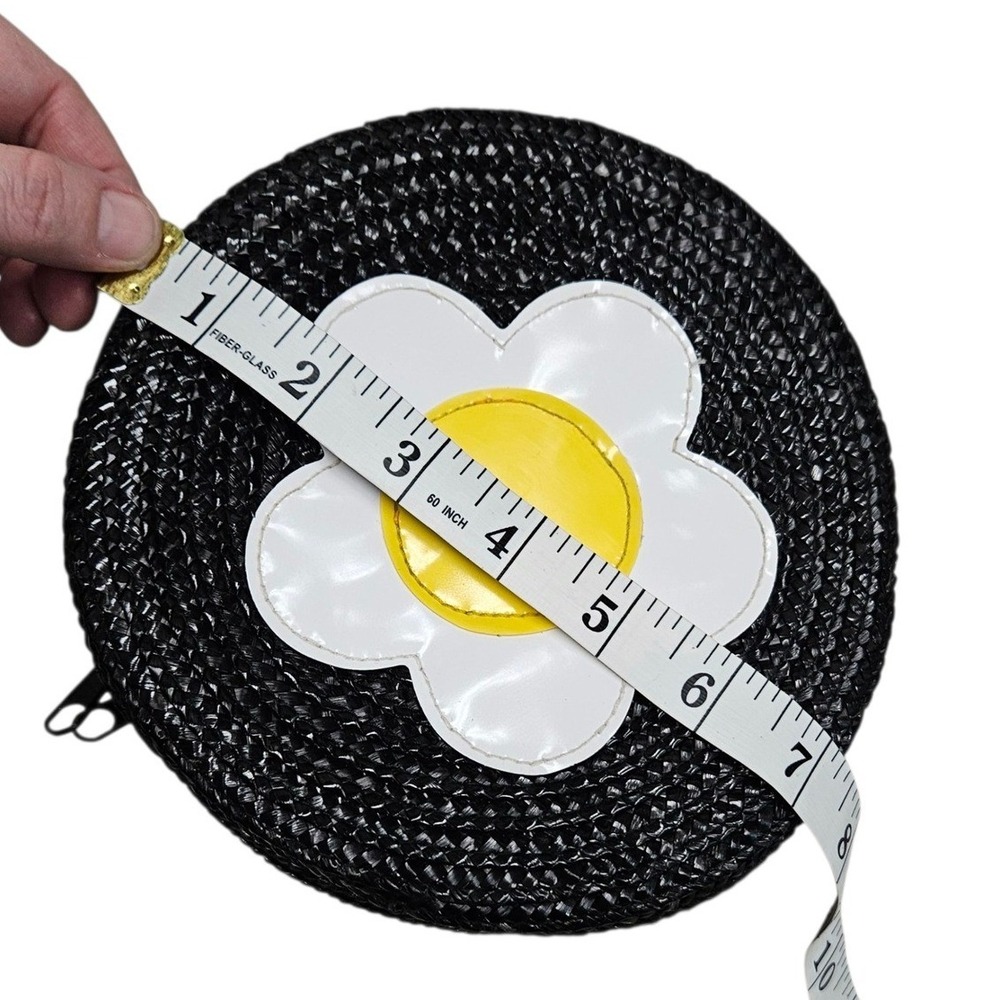 Sassy Black Round Straw Purse Daisy Flower Novelty Cute Small Handbag Satchel - Picture 7 of 9